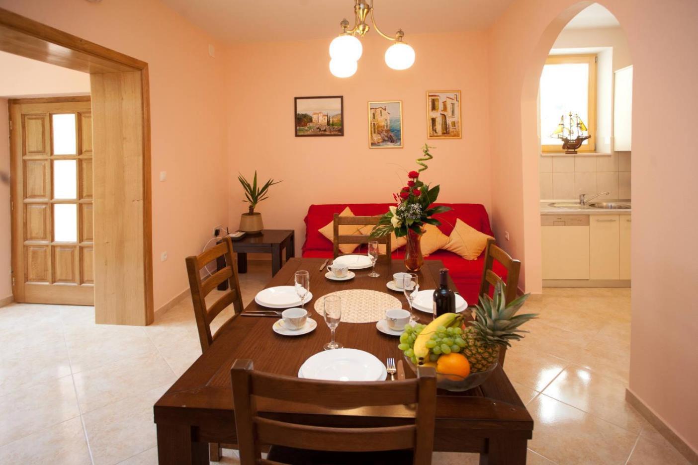 Apartments Beautiful Sandy Beach Сплит Экстерьер фото