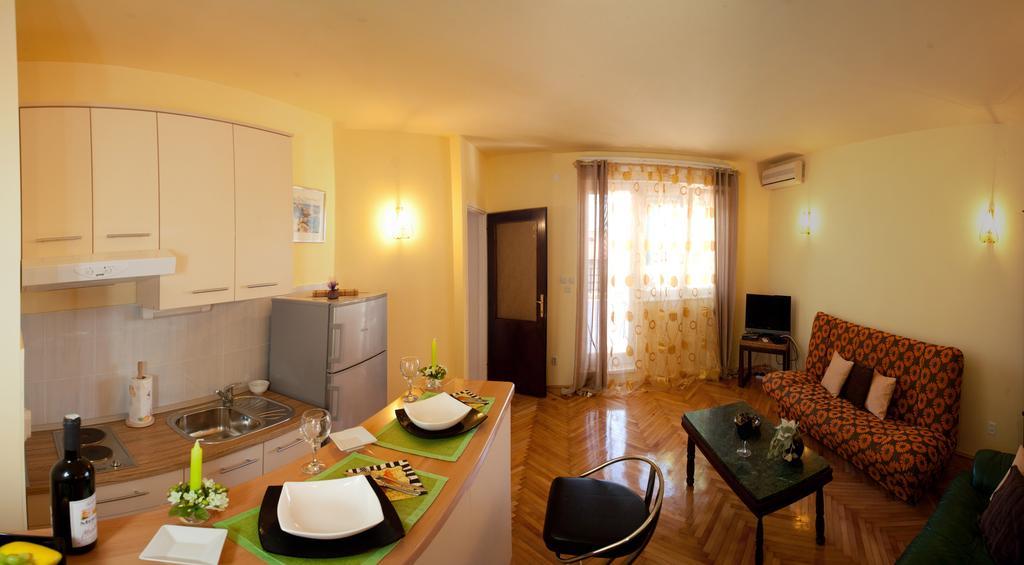 Apartments Beautiful Sandy Beach Сплит Номер фото