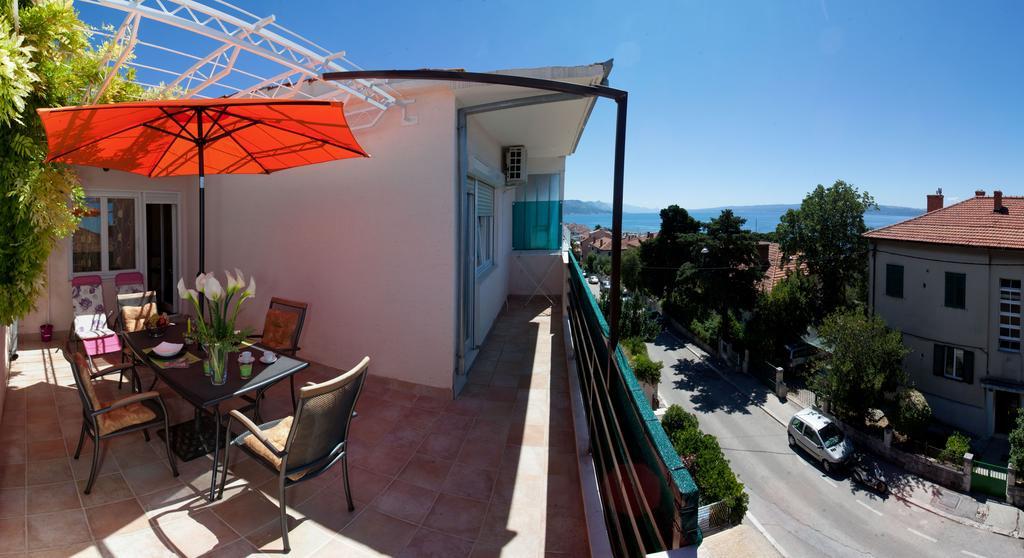 Apartments Beautiful Sandy Beach Сплит Номер фото