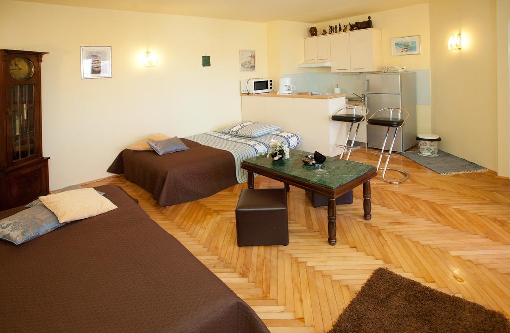Apartments Beautiful Sandy Beach Сплит Номер фото